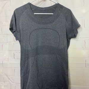 Lululemon top